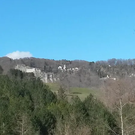 مكان تخييم Village La Verna